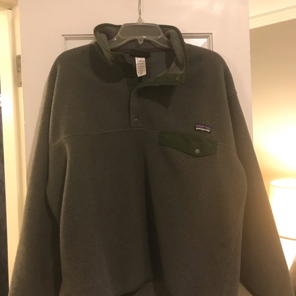 Patagonia pullover!